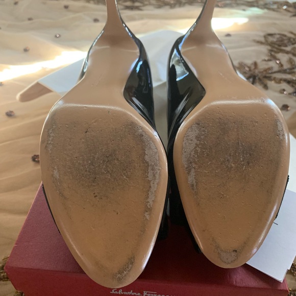 Salvatore Ferragamo 9.5  POLA peep toe shoes - Picture 2 of 6